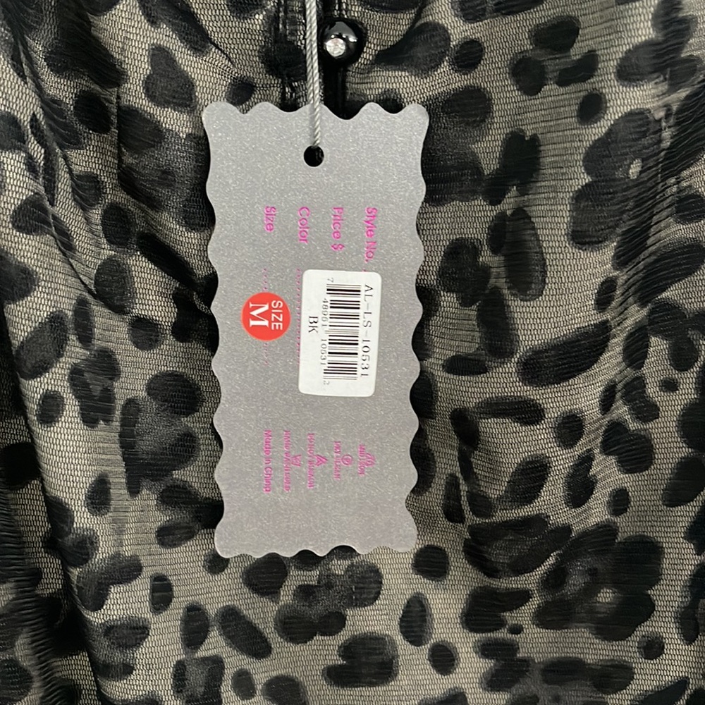 Hot Price - Pretty Angel Black sheer top Scrunched Neck with leopard print - Picture 5 of 5